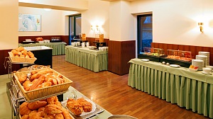 Hotel Central Innsbruck Breakfast